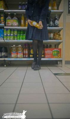 教授和他的女大学生