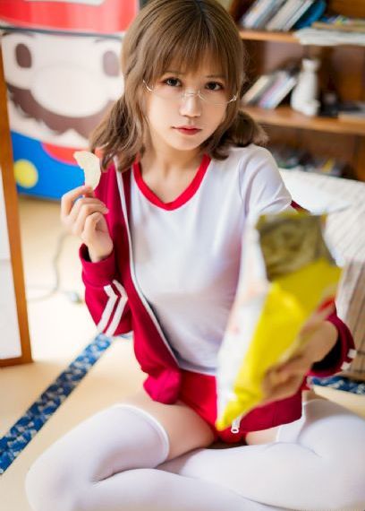 裙子里有野兽