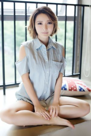 朴银狐妻子的职业