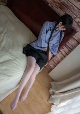 我美艳丰满的妈咪