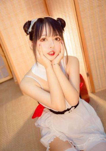 意大利伦理夜晚的女人