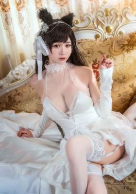 骑车的女人
